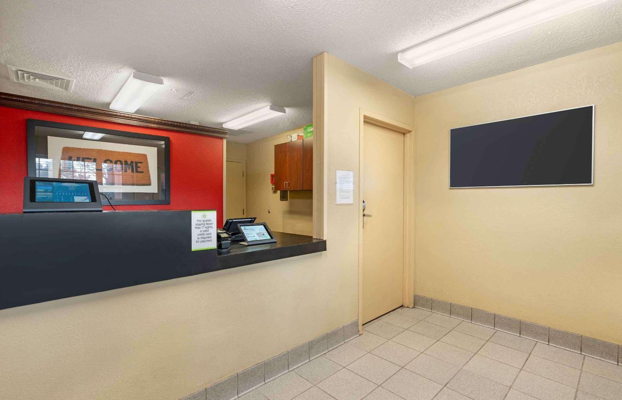 Extended Stay America Select Suites - Newport News - Oyster Point Exterior foto