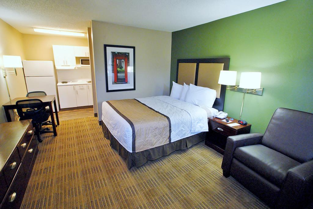 Extended Stay America Select Suites - Newport News - Oyster Point Exterior foto